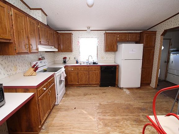 5th image of 2316 SW Newark Dr