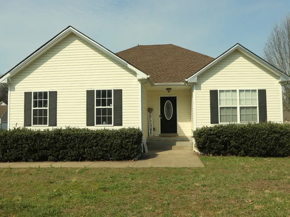303 Chalet Cir, Clarksville, TN 37040