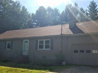 36 Mast Rd, Lee, NH 03861