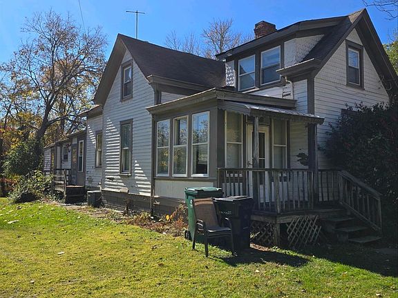 2nd image of 6159 Benneville St