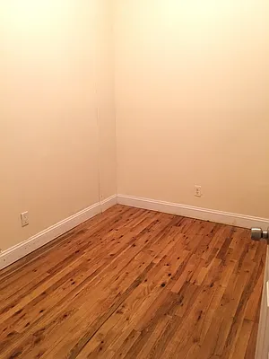 Rented by Lang Realty LLC | media 64