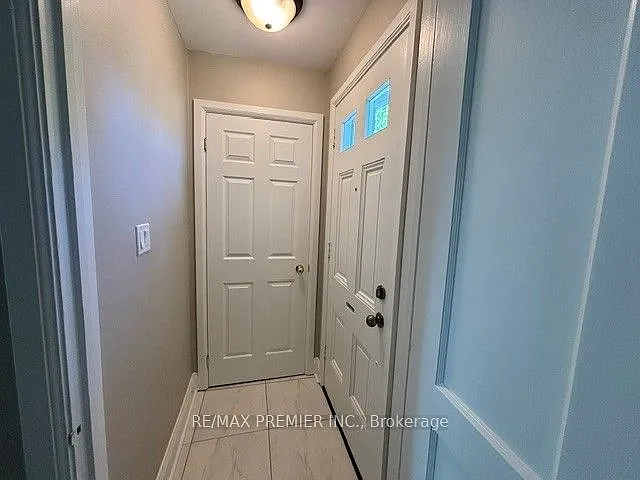 3 bed, $3,000 — Photo 4
