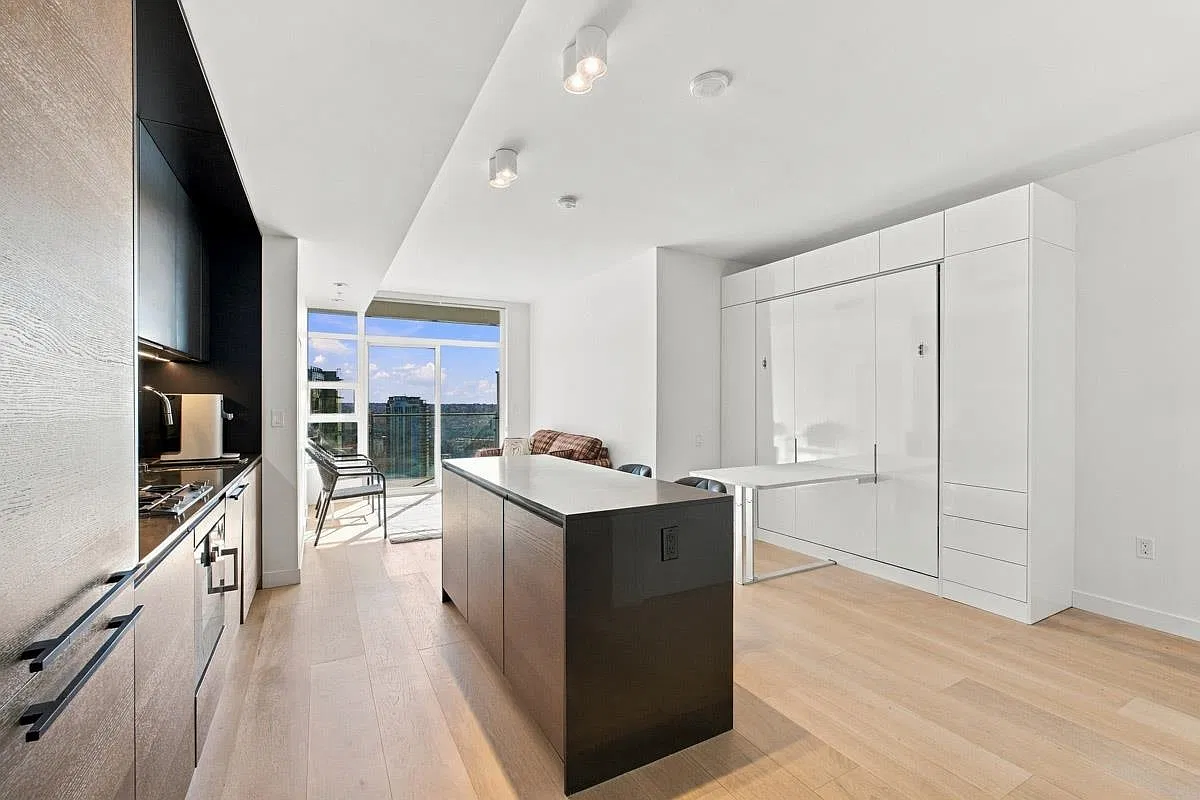 Studio, 490 sqft, $2,980 — Photo 2