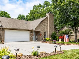 917 Mercer Dr, Maryville, TN 37801