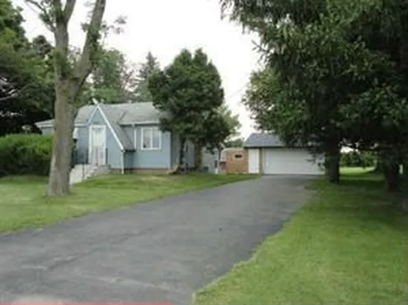 5071 Lockport Junction Rd, Lockport, NY 14094