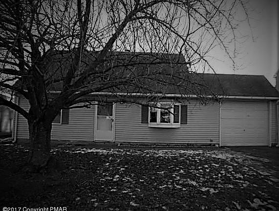 3rd image of 3052 Eldridge Ave