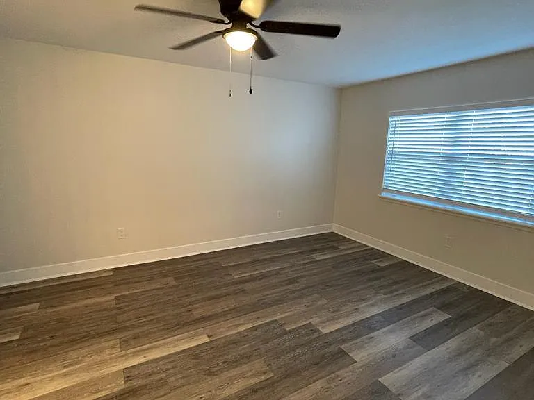 4306 Clubside Dr — Photo 9