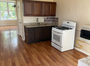 2328 S Sawyer Ave #3F, Chicago, IL 60623