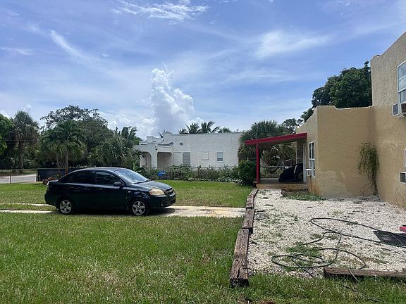3rd image of 637 46th Street