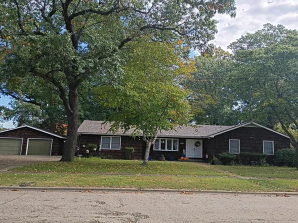 906 Webster St, Mishawaka, IN 46545