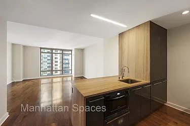 Rented by Manhattan Spaces