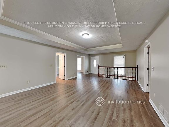 5th image of 2461 Sherrie Ln SW