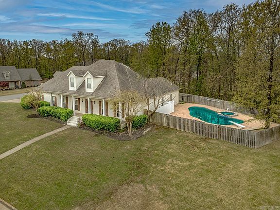 2nd image of 4405 Wood Crest Dr