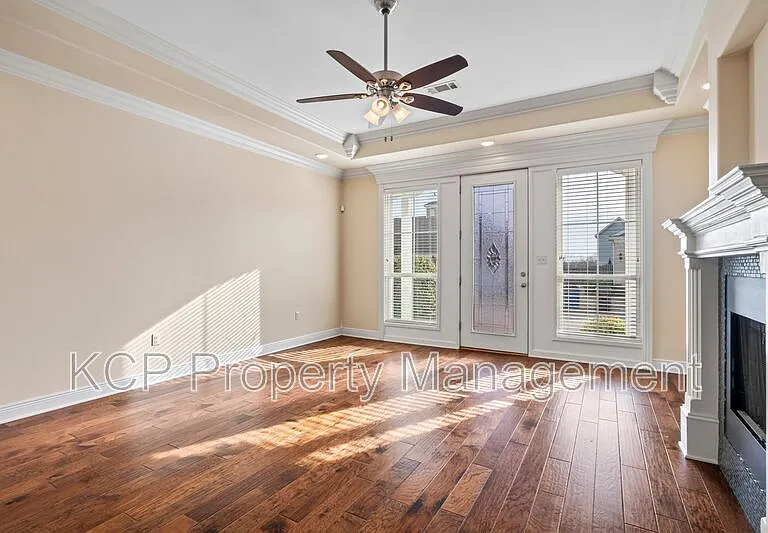 17 Jeffrey Way — Photo 3