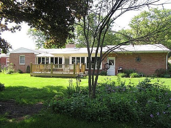 4th image of 26298 Cottage Ave