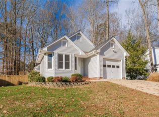 3905 King Edward Ct, Greensboro, NC 27455