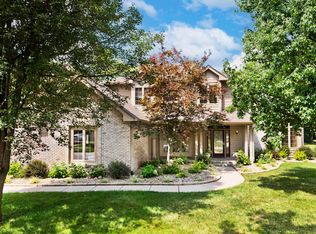 1776 Windward Dr, Greenwood, IN