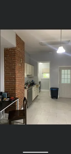 121 Murray St Photo 1