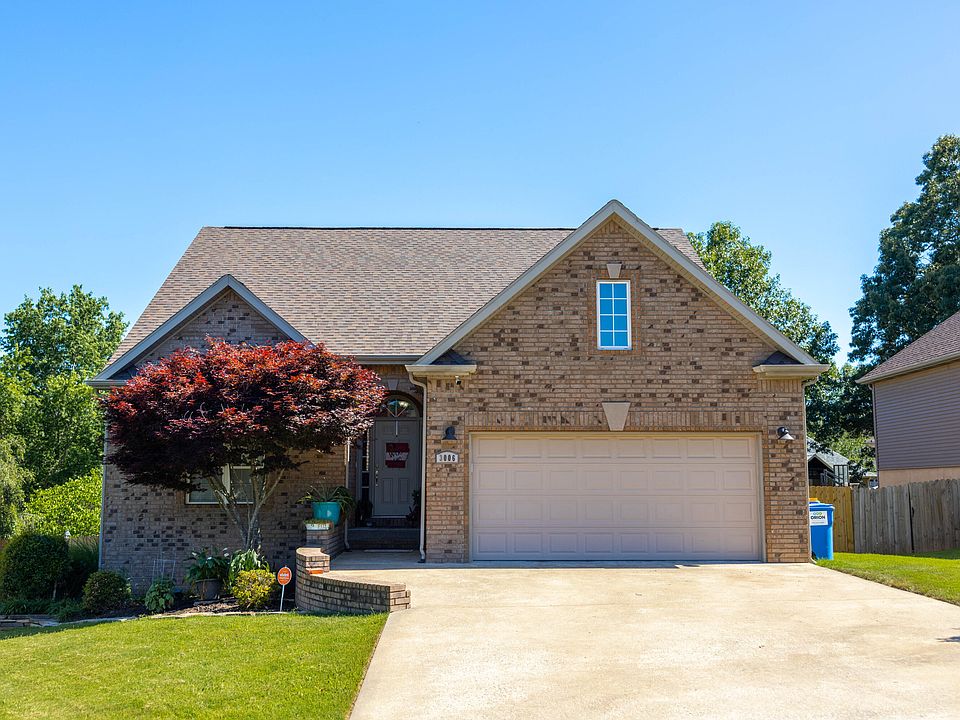 1st image of 3006 Tori Dr