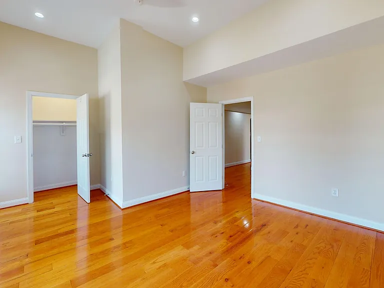 652 Newton Pl NW #2 — Photo 9