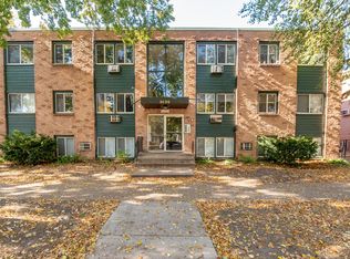Hiawatha, Minneapolis, MN 55406