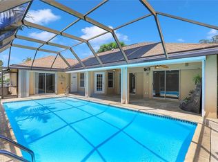 385 Ashbury Way, Naples, FL 34110