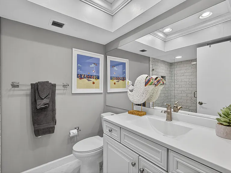 605 Brackenwood Cv — Photo 21