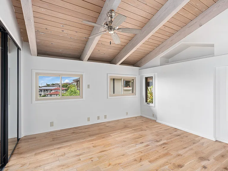 691 Kaulana Pl — Photo 16