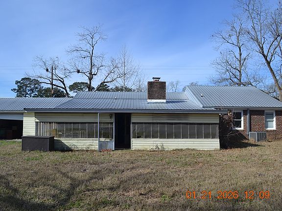 4th image of 802 Branch Rd