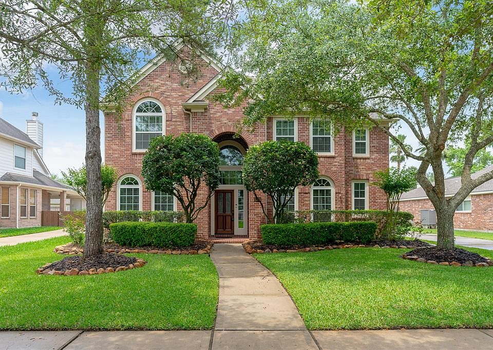 1st image of 3129 Autumn Leaf Dr