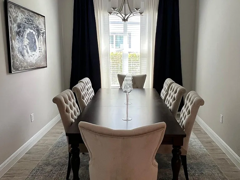 Formal dining room