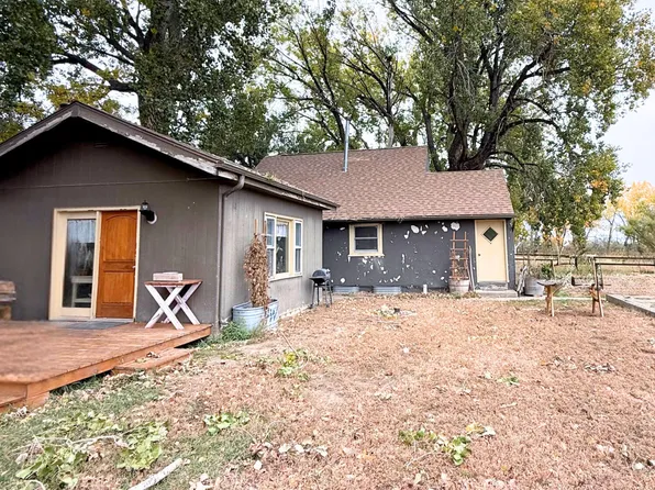 34250 County Road 110, Savage, MT 59262