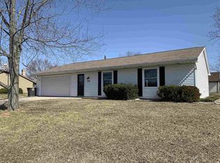919 Crowder Ct, Fort Wayne, IN 46825