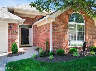 10407 Dove Chase Cir, Louisville, KY 40299