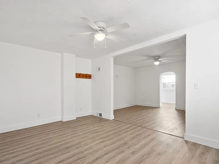 926 Ridge Ave — Photo 13