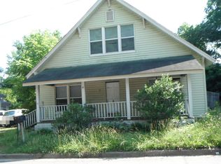 215 E Wilson Ave, Mooresville, NC 28115