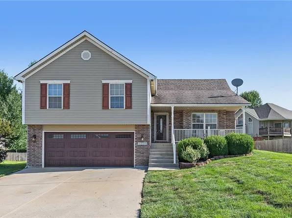 10709 Wagon Trail Ct, Kansas City, KS 66109