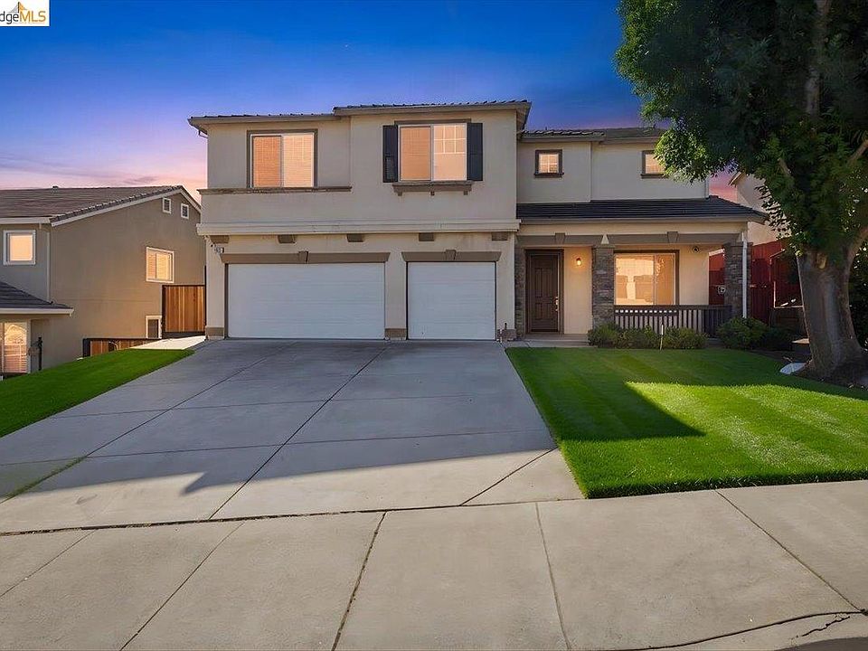1st image of 3915 Hummingbird Dr