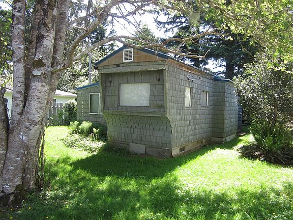 2nd image of 4805 Crab Ave W