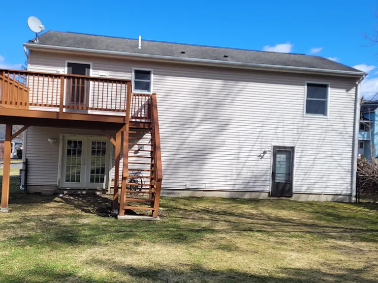 21 Workman Ave — Photo 17