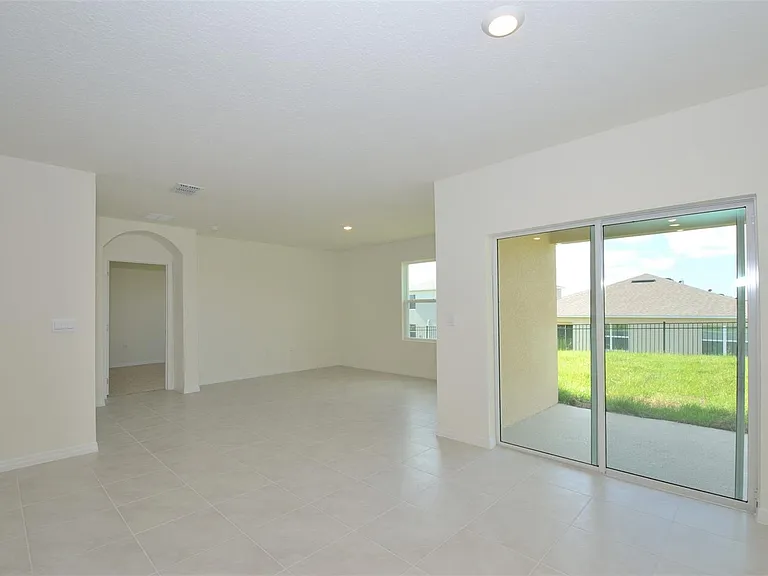 2343 Canyon Oak Dr — Photo 3