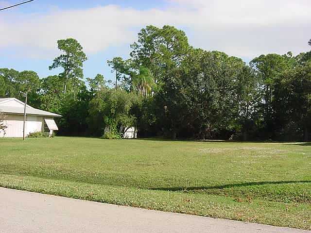 2nd image of 5710 Birch Dr
