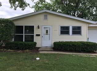 2012 Dartmoor Dr, Joliet, IL 60435
