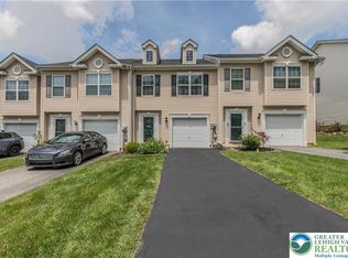 733 Trout Creek Ln, Allentown, PA 18103