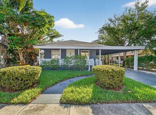 1006 S M Street, Lake Worth Beach, FL 33460