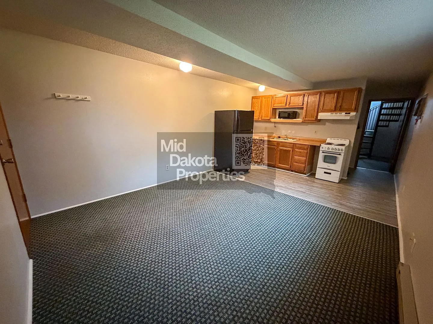 622/624 N Langdon — Photo 3