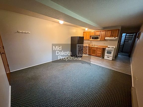 3rd image of 624 N Langdon St #4