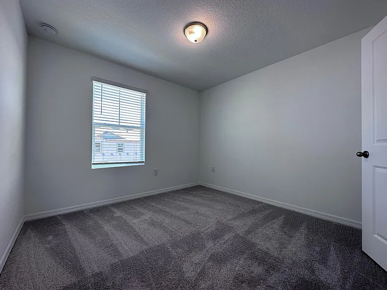 189 Mandovi St — Photo 36