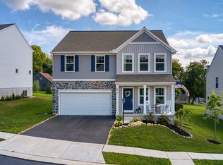 3913 Greystone Dr, Columbia, PA 17512