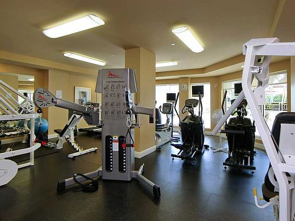 4th image of 100 Central Ave APT 1010